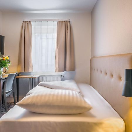 Signature Hotel Astoria Αμβούργο Εξωτερικό φωτογραφία