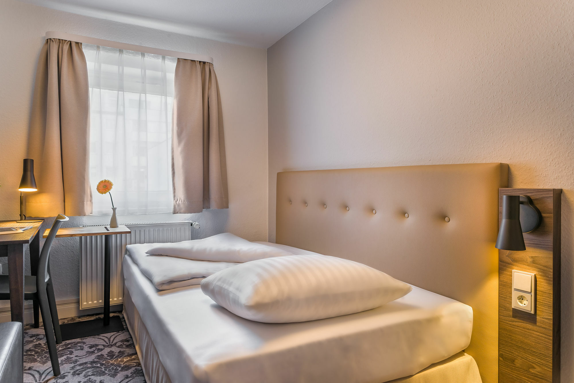 Signature Hotel Astoria Αμβούργο Εξωτερικό φωτογραφία